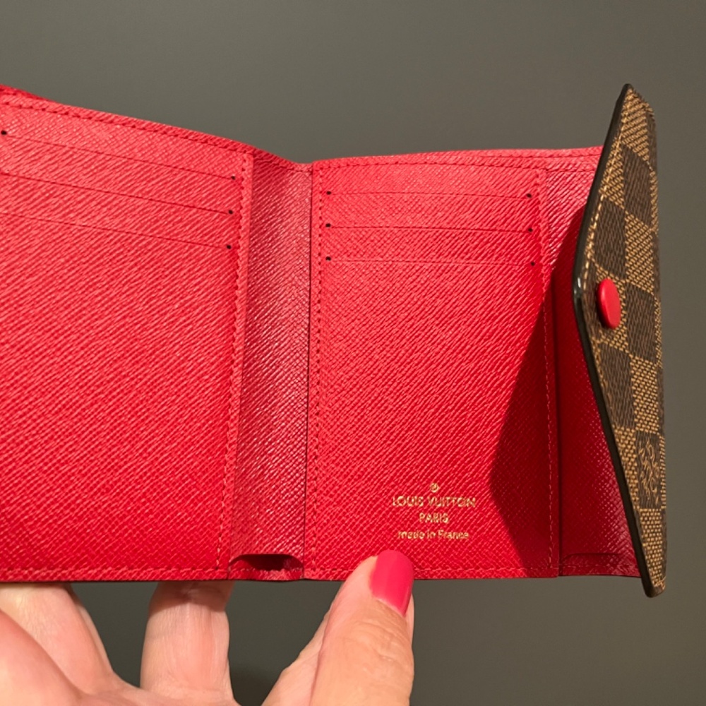 Authentic LOUIS VUITTON Victorine Damier Ebene Canvas compact wallet - Picture 6 of 11